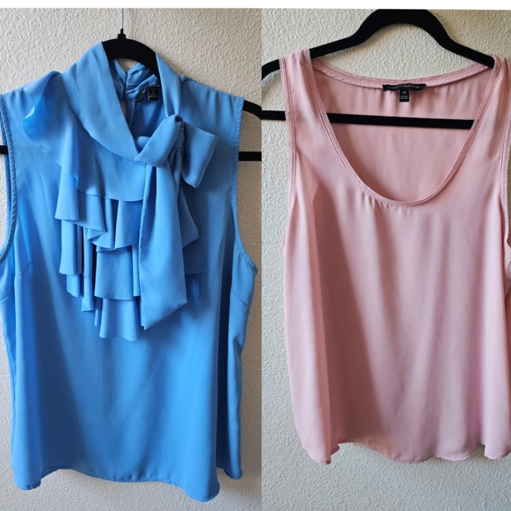 2 BANANA REPUBLIC Blouses
